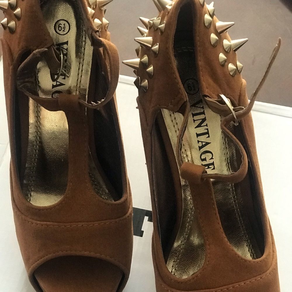 ✨3xHP✨Vintage Studs Spikes Peep Mary Jane Sandals✨ - Picture 4 of 8